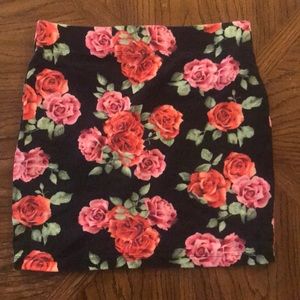 Rose bodycon skirt